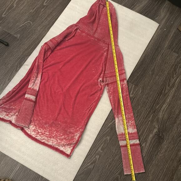 Others Follow Red Burnout Waffle Knit High Low Long Sleeve Hoodie Size M  Skater - Picture 11 of 13